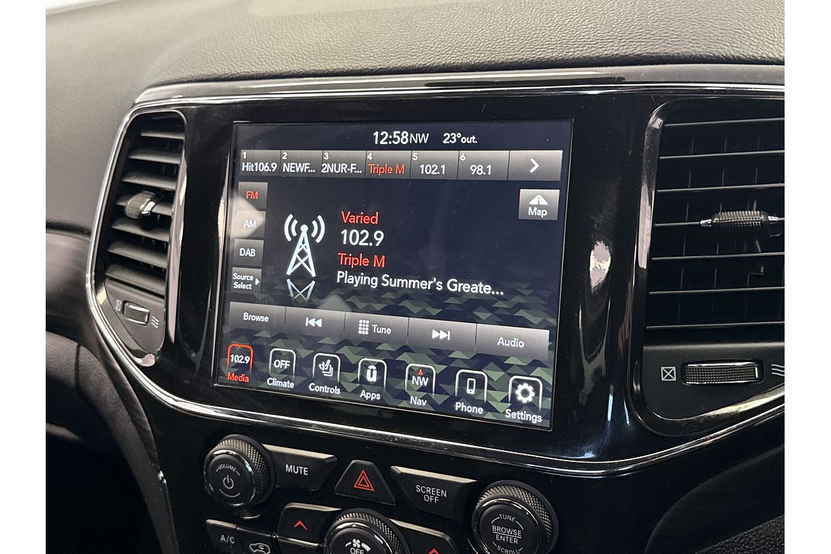 2021 Jeep Grand Cherokee Night Eagle WK