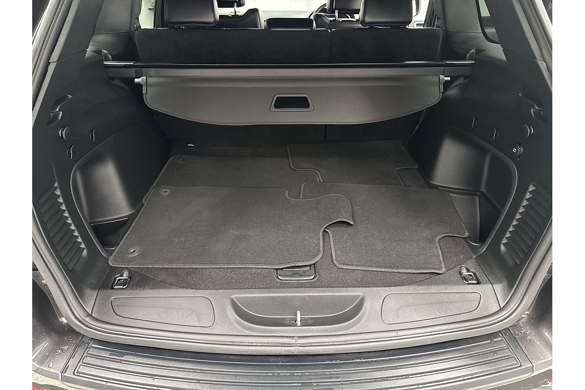 2021 Jeep Grand Cherokee Night Eagle WK