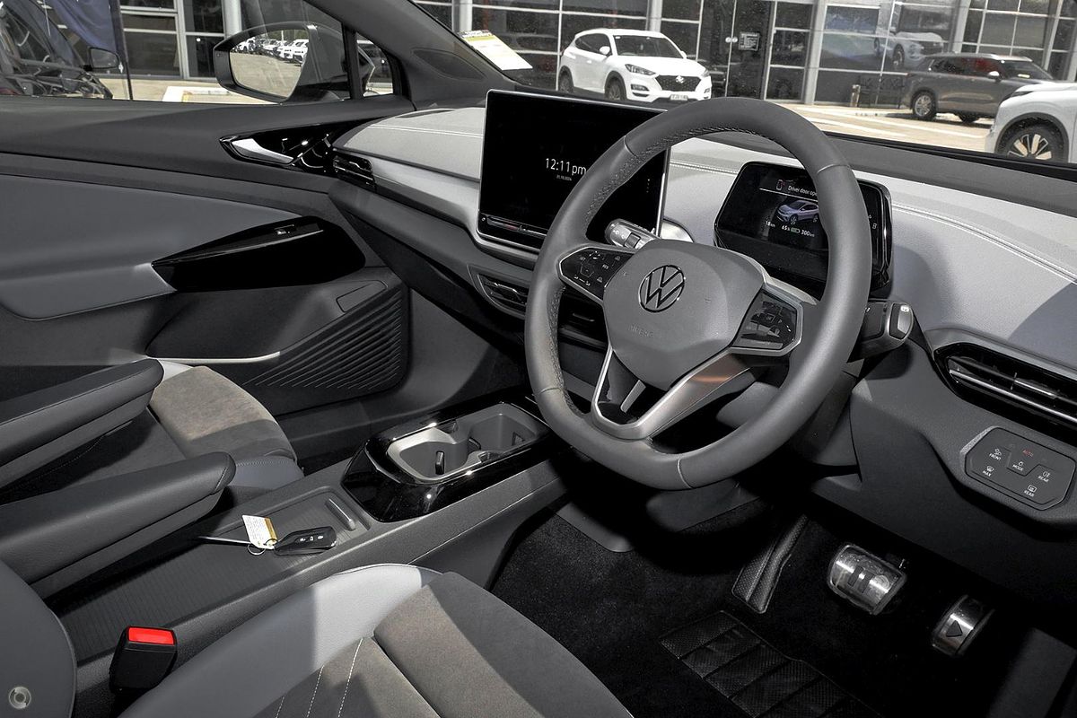 2025 Volkswagen ID.4 Pro E2