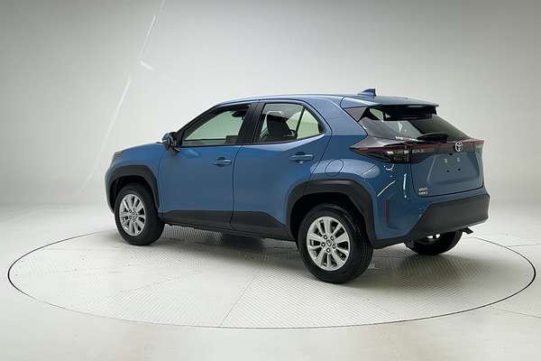 2023 Toyota Yaris Cross GX MXPB10R thumb-5