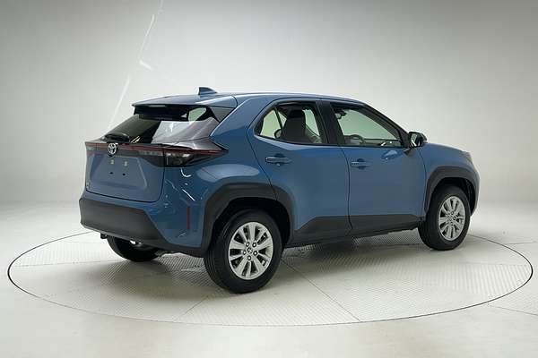 2023 Toyota Yaris Cross GX MXPB10R thumb-7