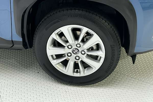 2023 Toyota Yaris Cross GX MXPB10R thumb-9