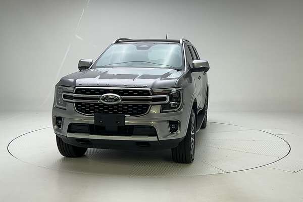 2024 Ford Everest Platinum 3.0L thumb-2