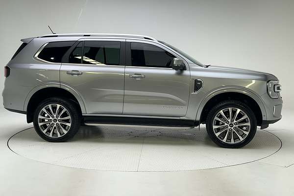 2024 Ford Everest Platinum 3.0L thumb-8