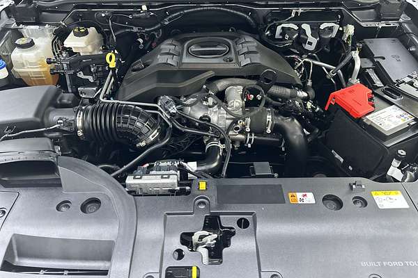 2024 Ford Everest Platinum 3.0L thumb-10