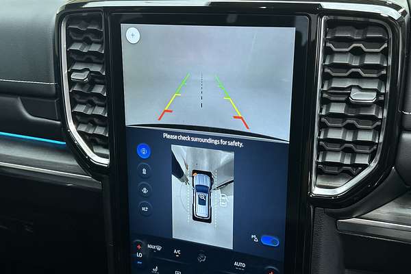 2024 Ford Everest Platinum 3.0L thumb-16