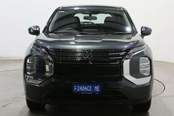 2024 Mitsubishi Outlander ES ZM