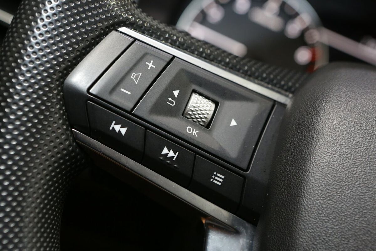 2024 Mitsubishi Outlander ES ZM