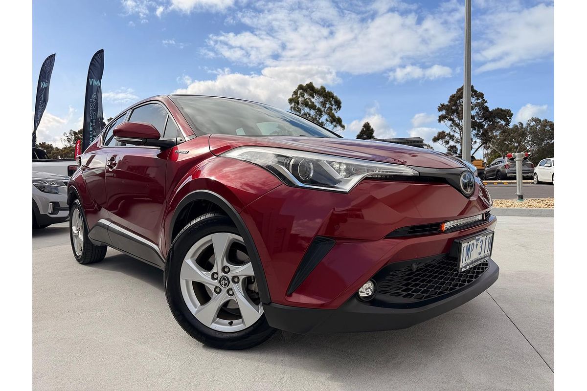 2017 Toyota C-HR NGX10R