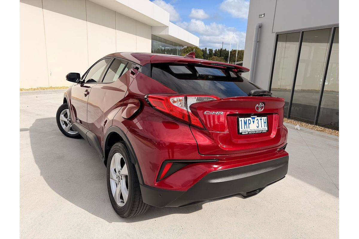 2017 Toyota C-HR NGX10R