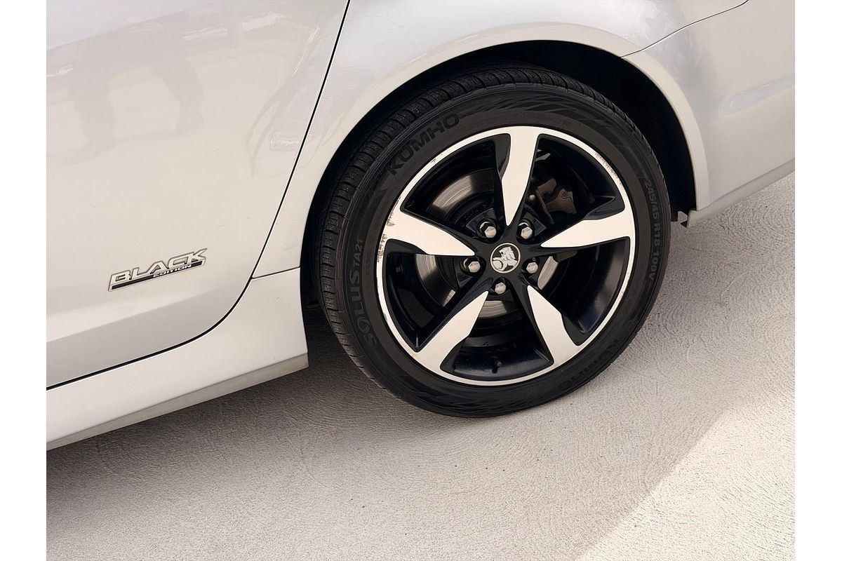 2016 Holden Commodore SV6 Black VF Series II