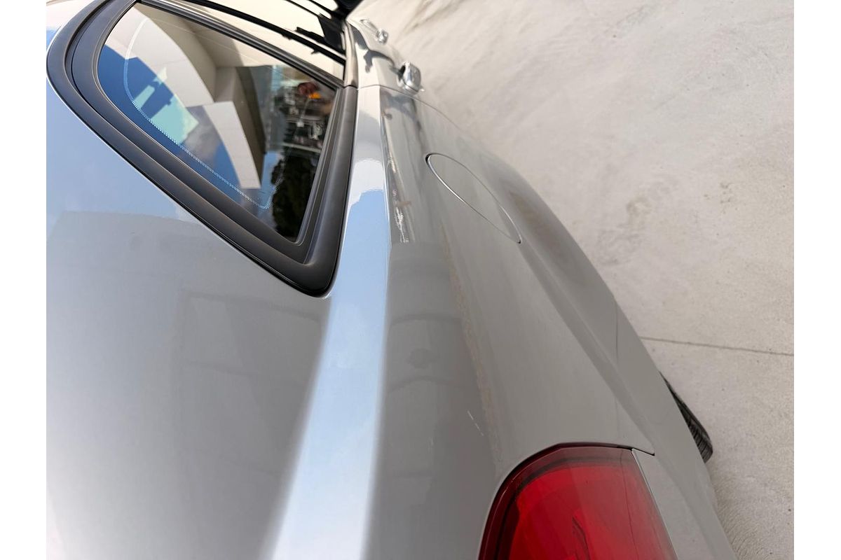 2016 Holden Commodore SV6 Black VF Series II