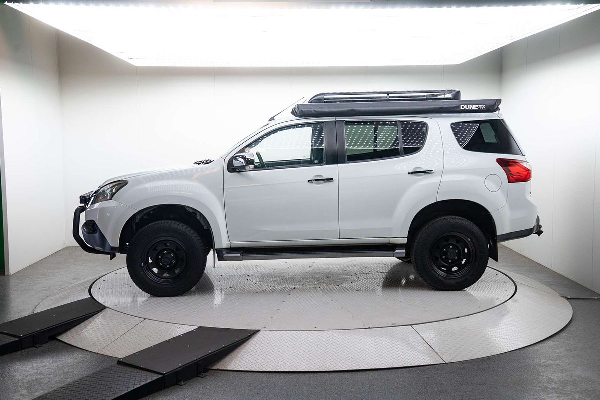 2015 Isuzu MU-X LS-U