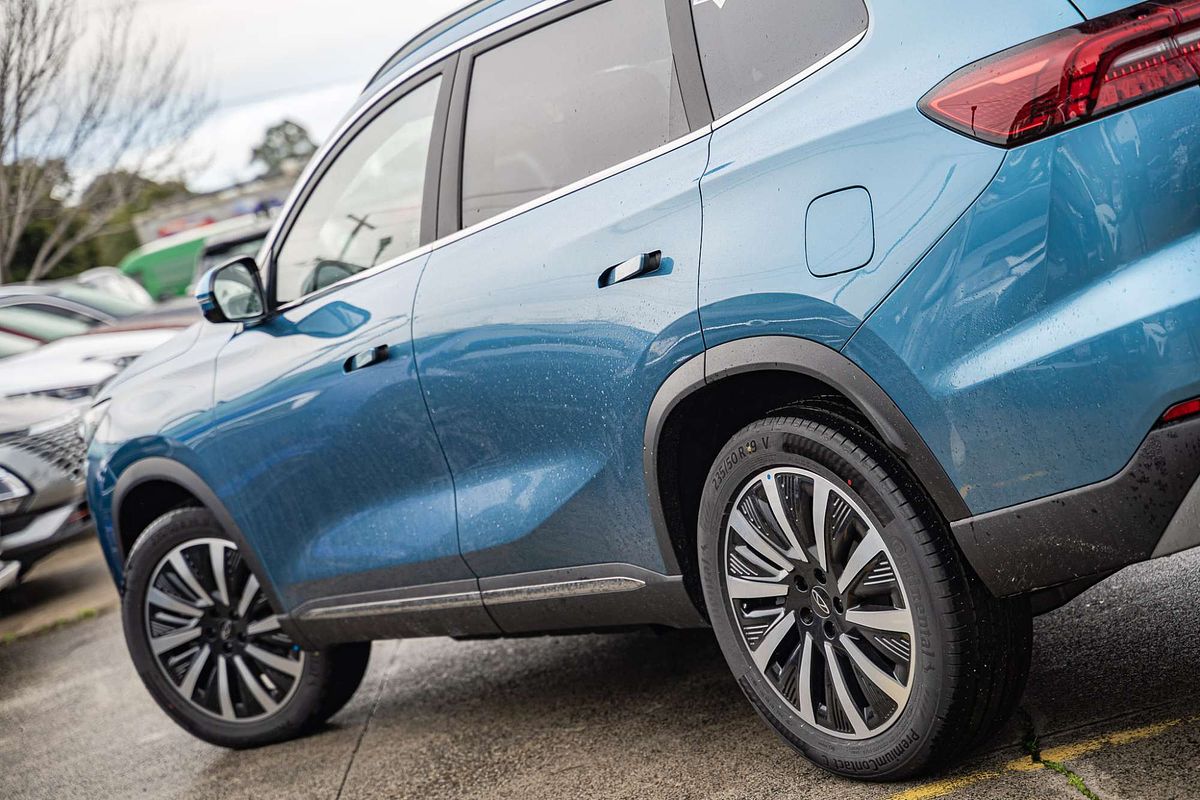 2025 Chery Tiggo 8 Super Hybrid Ultimate T31