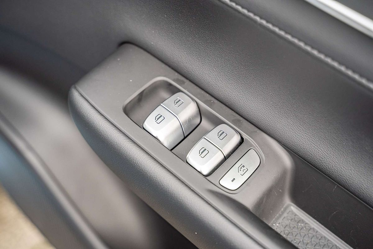 2025 Chery Tiggo 8 Super Hybrid Ultimate T31