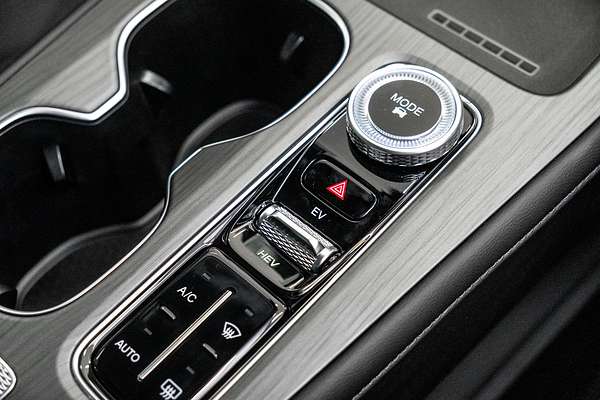 2025 Chery Tiggo 8 Super Hybrid Urban T31