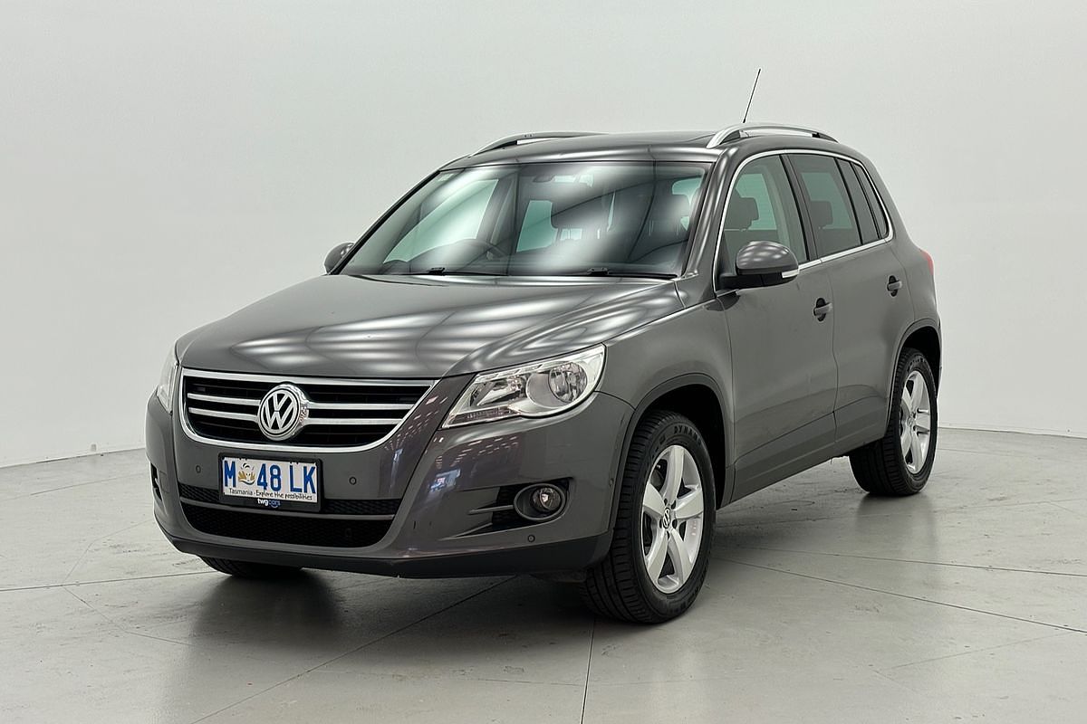 2010 Volkswagen TIGUAN 147 TSI 7 SP AUTO DIRECT SHIFT 4D WAGON T4 2010 Volkswagen TIGUAN 147 TSI 7 SP AUTO DIRECT SHIFT 4D WAGON T4