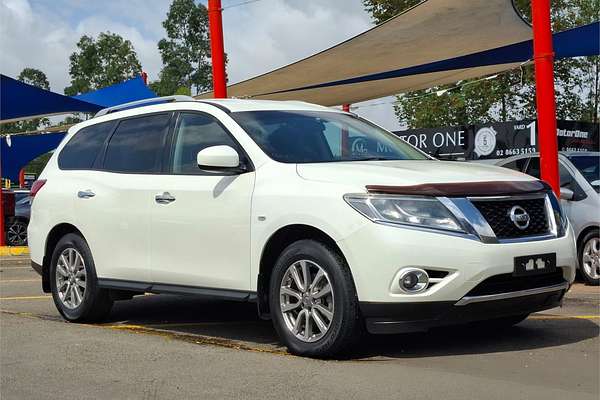 2016 Nissan Pathfinder ST R52