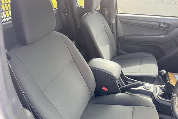 2016 Isuzu D-MAX SX 4X4