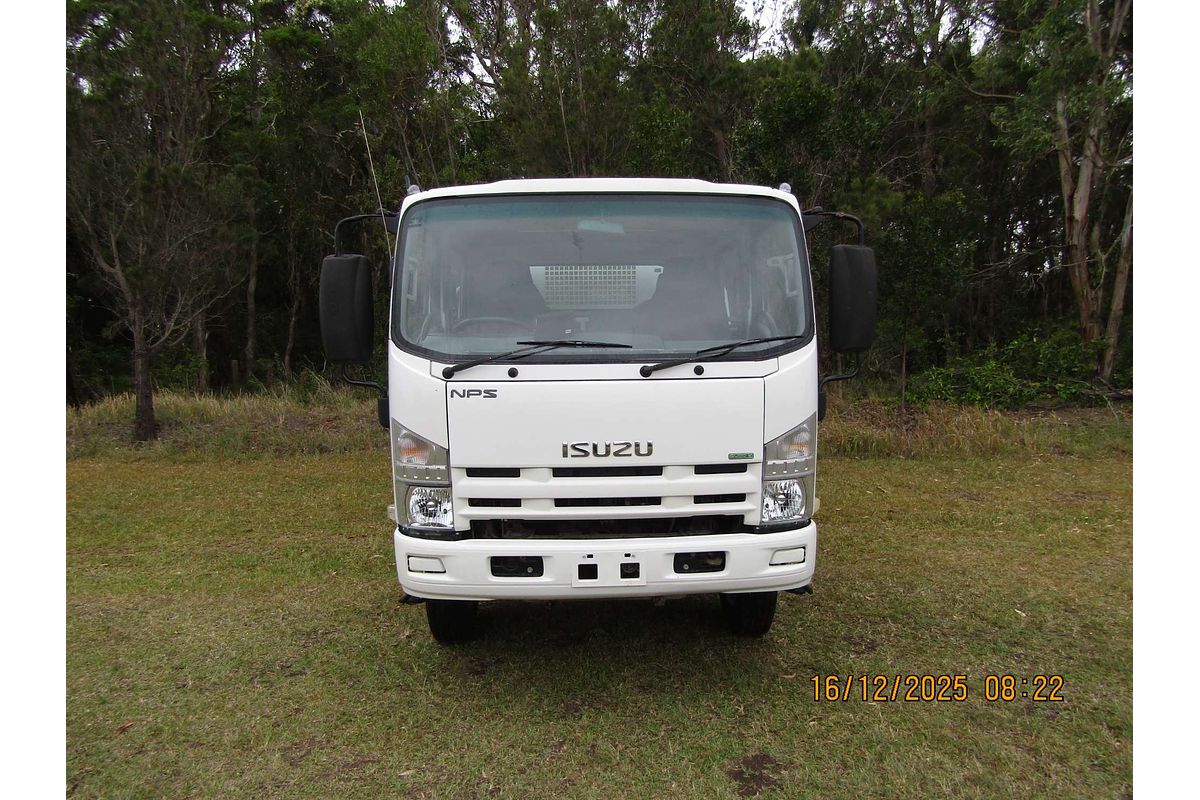 2011 Isuzu NPS 300 (4x4) CREW NH 4X4