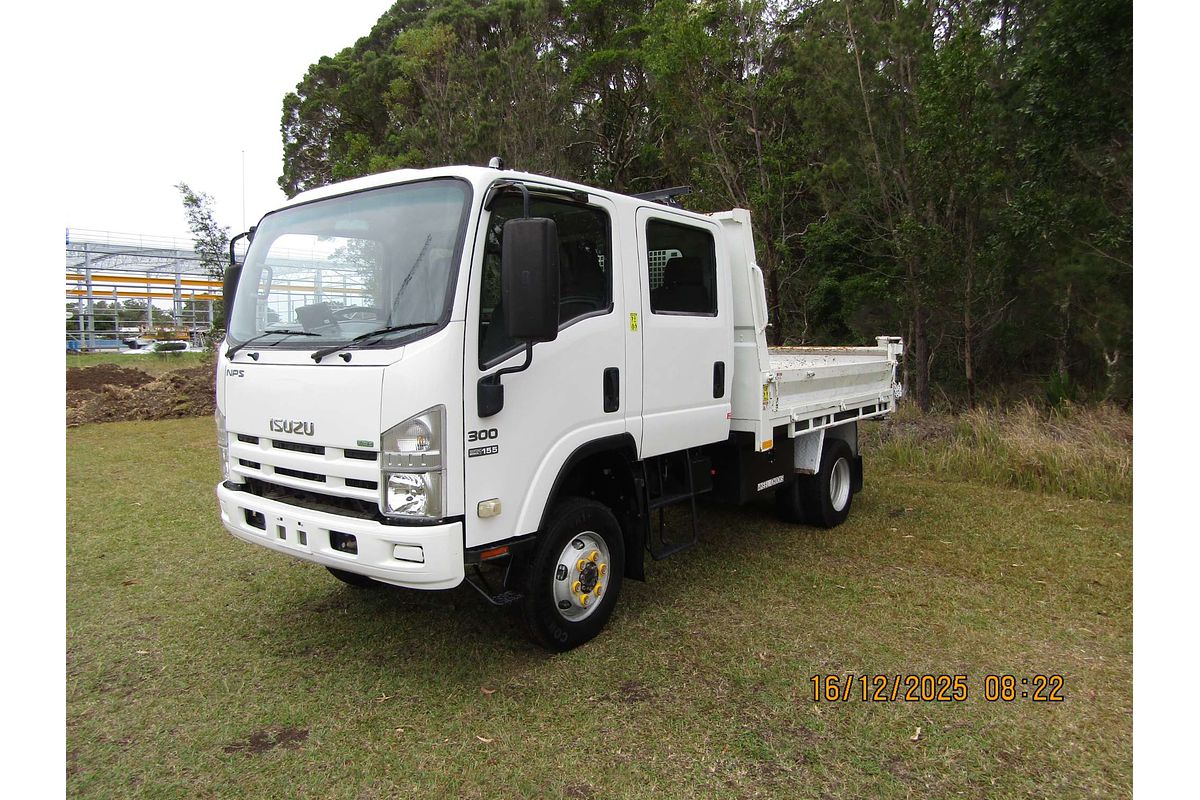 2011 Isuzu NPS 300 (4x4) CREW NH 4X4
