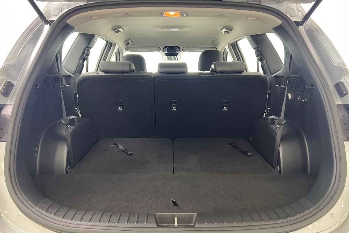 2022 Hyundai Santa Fe Active TM.V4