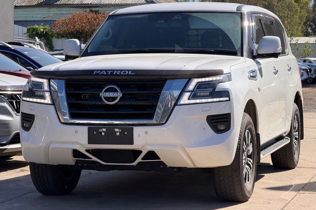 2023 Nissan Patrol Ti Y62