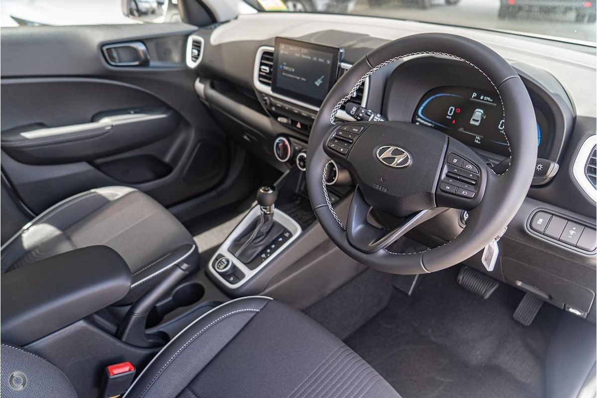 2025 Hyundai Venue Active QX.V5