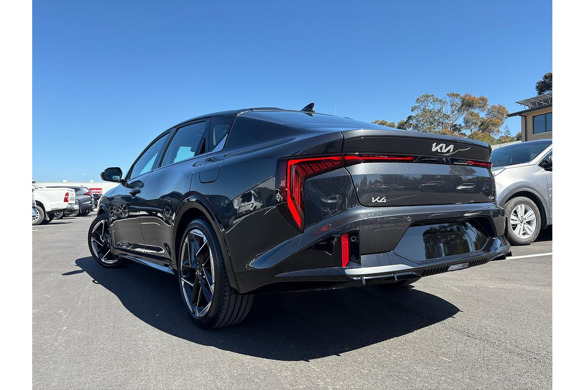 2025 Kia K4 GT-Line CL4m