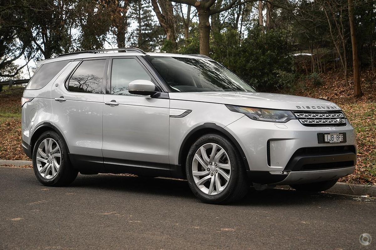 2017 Land Rover Discovery TD6 HSE Series 5