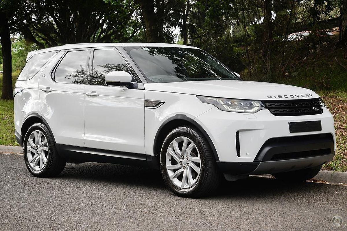 2020 Land Rover Discovery SD4 SE Series 5
