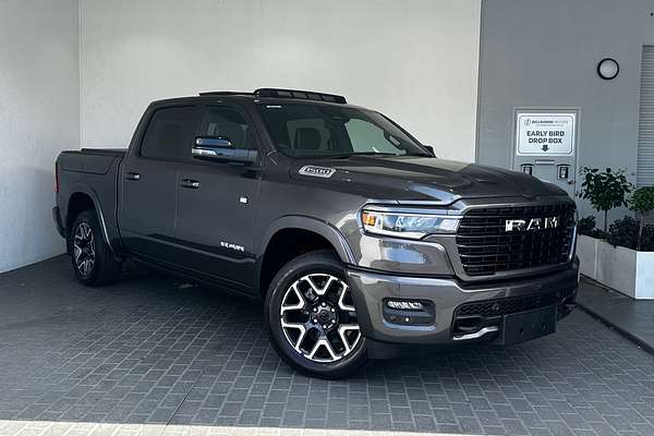 2025 RAM 1500 Laramie Sport Hurricane SO RamBox DT 4X4 SWB