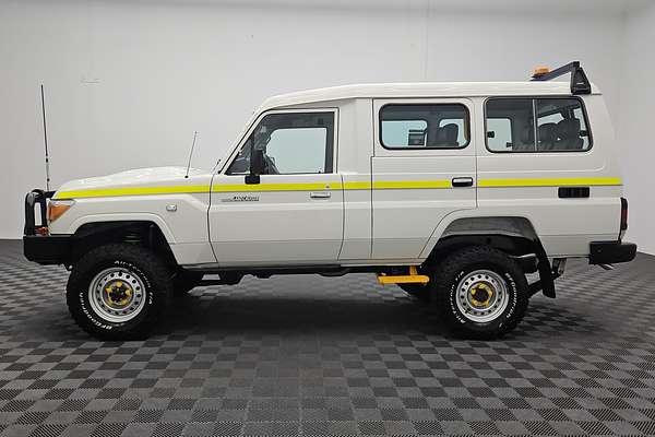 2021 Toyota Landcruiser Workmate Troopcarrier VDJ78R