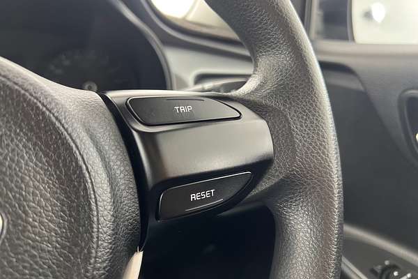 2019 Kia Rio S YB thumb-12