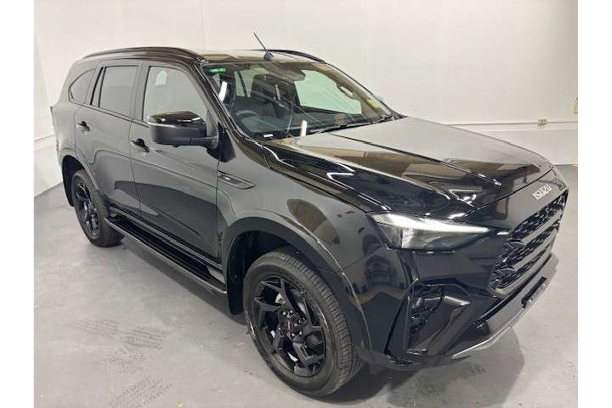 2025 Isuzu MU-X X-TERRAIN