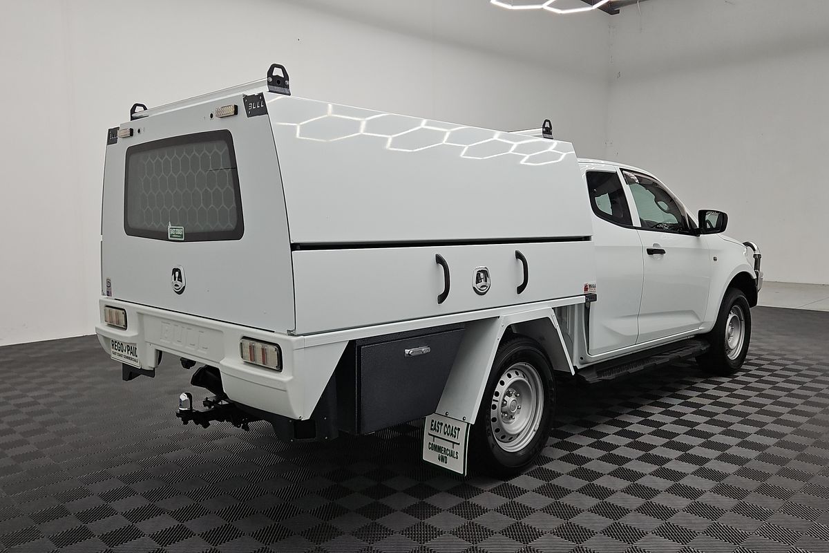 2021 Isuzu D-MAX SX  4X4