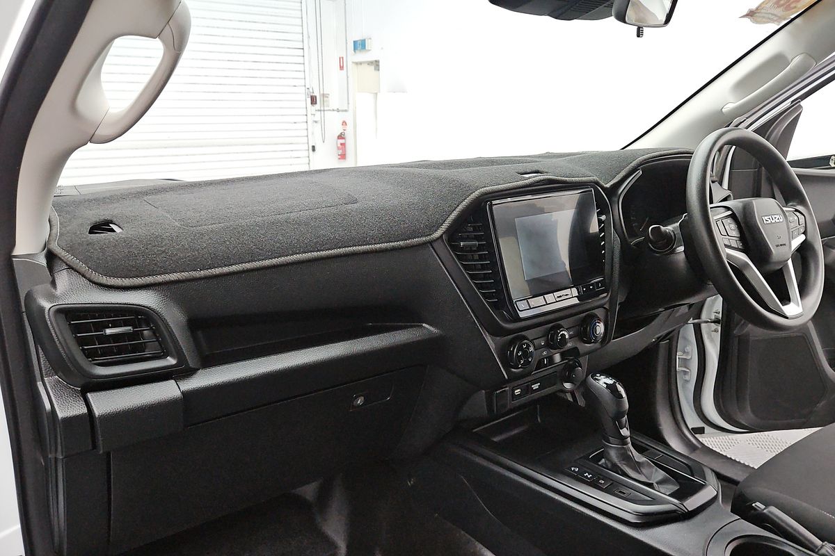 2021 Isuzu D-MAX SX  4X4