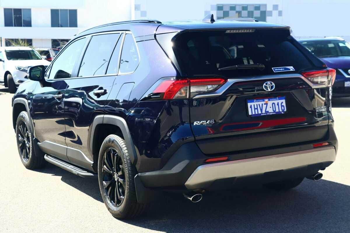 2023 Toyota RAV4 Cruiser 2WD Axah52R