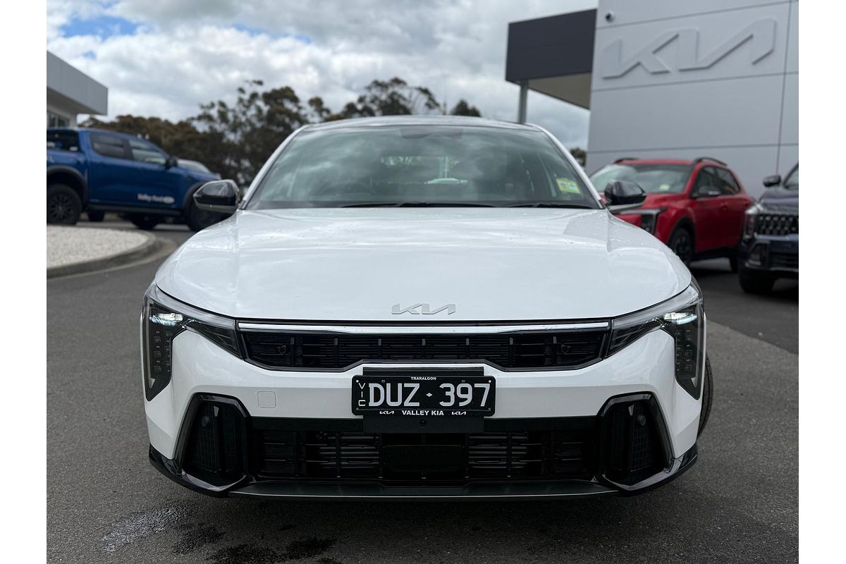 2025 Kia K4 GT-Line CL4m