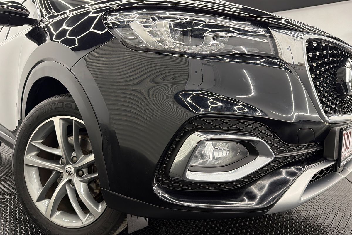 2021 MG HS Essence SAS23