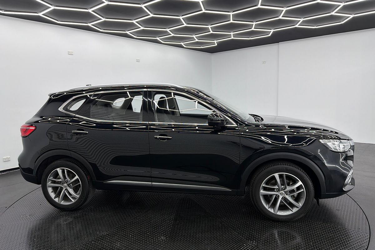 2021 MG HS Essence SAS23