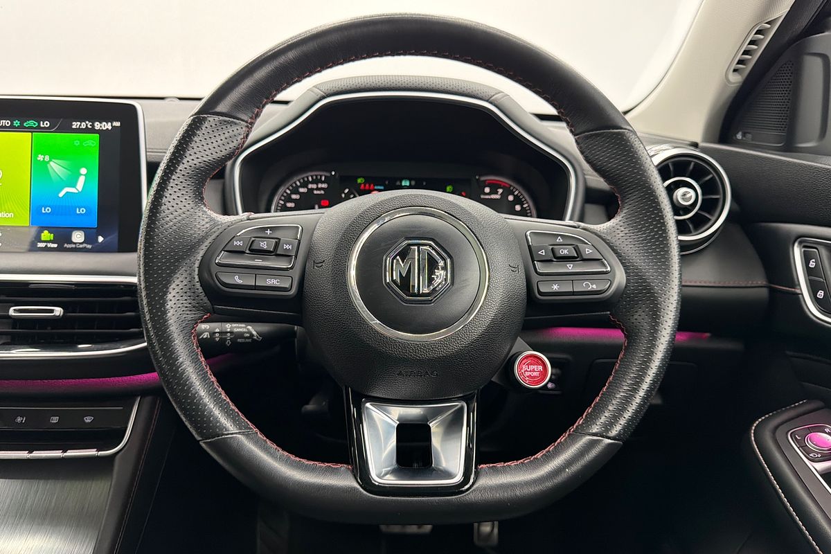 2021 MG HS Essence SAS23