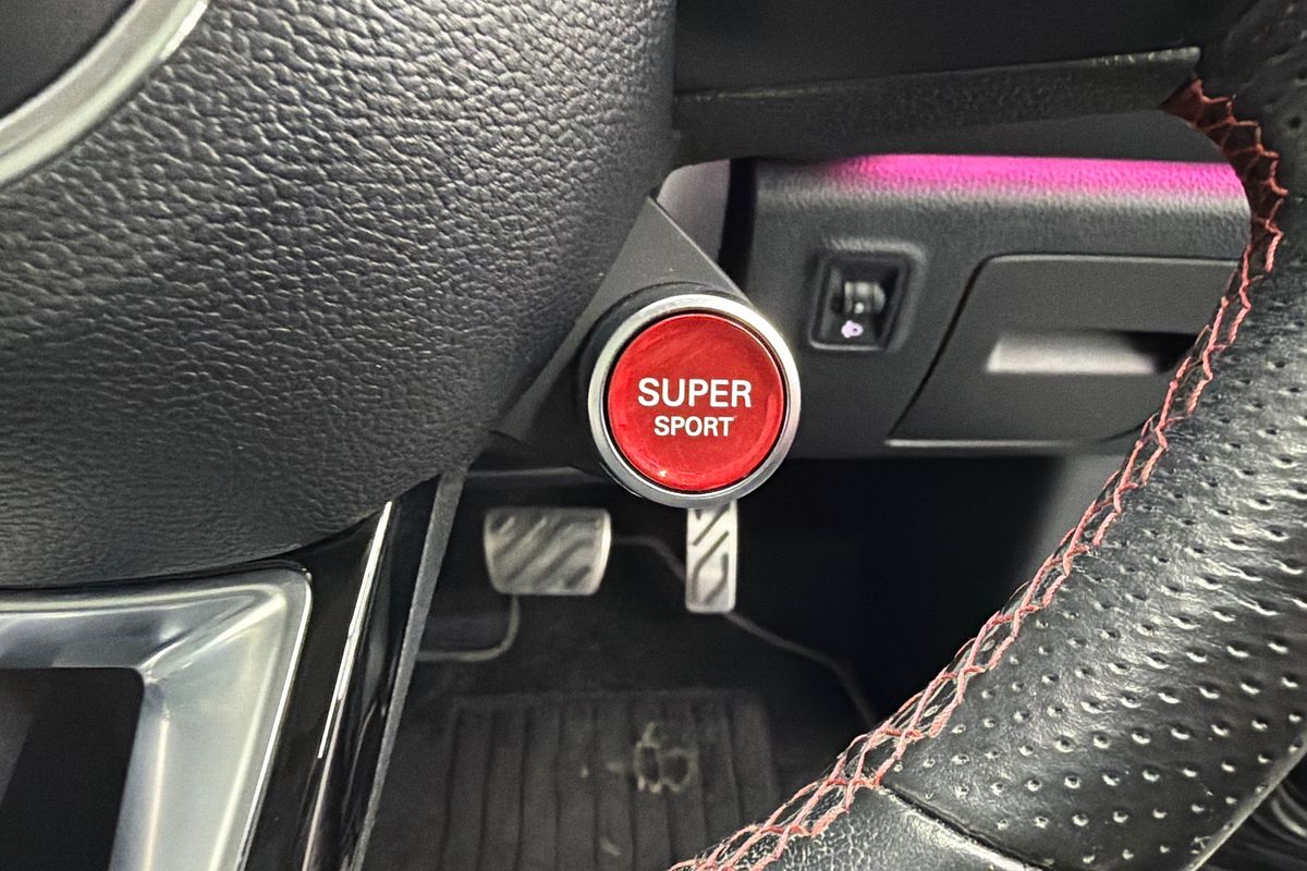 2021 MG HS Essence SAS23