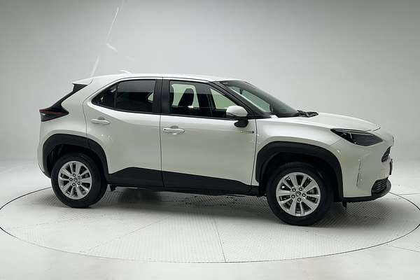 2021 Toyota Yaris Cross GX MXPJ10R thumb-3