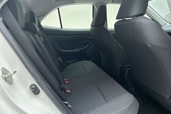 2021 Toyota Yaris Cross GX MXPJ10R thumb-11