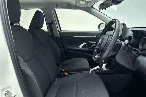 2021 Toyota Yaris Cross GX MXPJ10R thumb-12