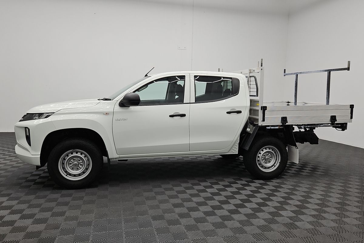 2022 Mitsubishi Triton GLX MR 4X4