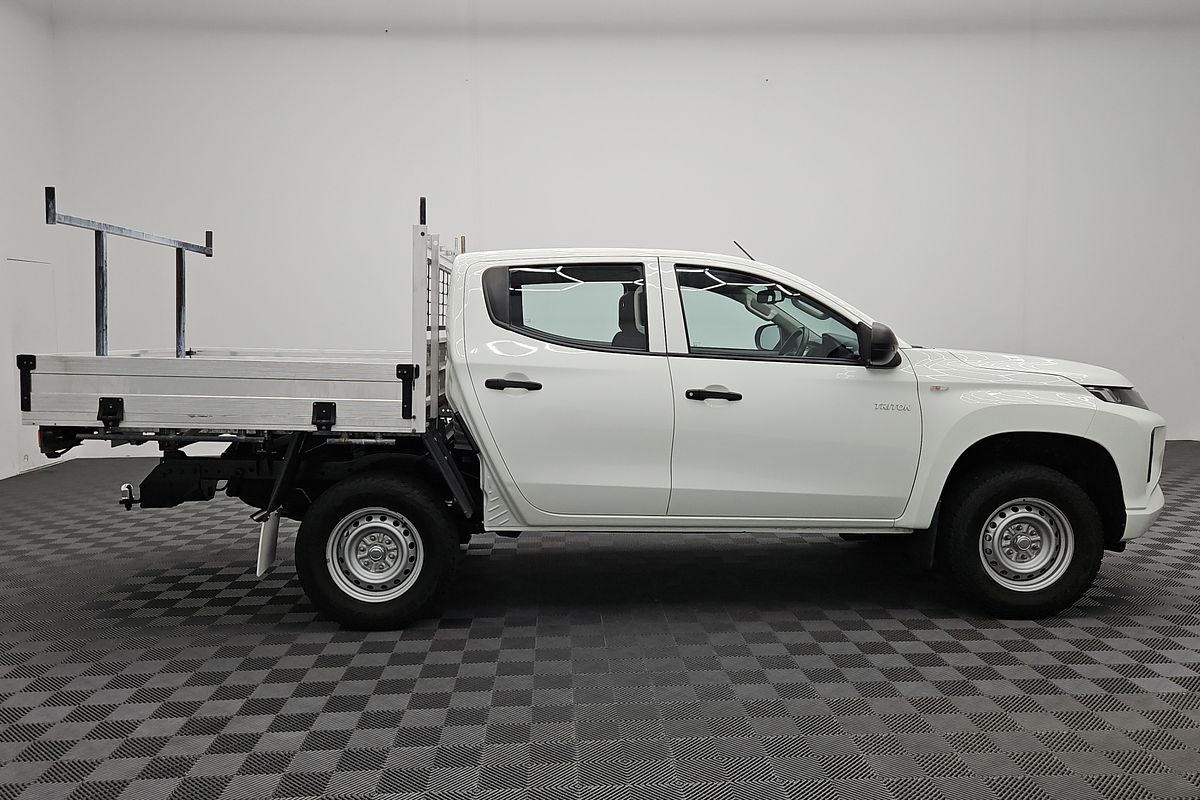 2022 Mitsubishi Triton GLX MR 4X4