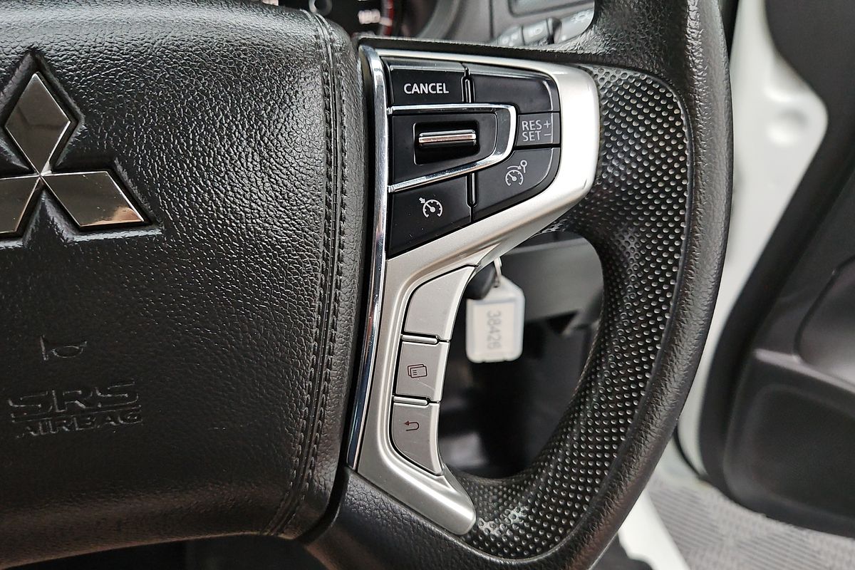 2022 Mitsubishi Triton GLX MR 4X4