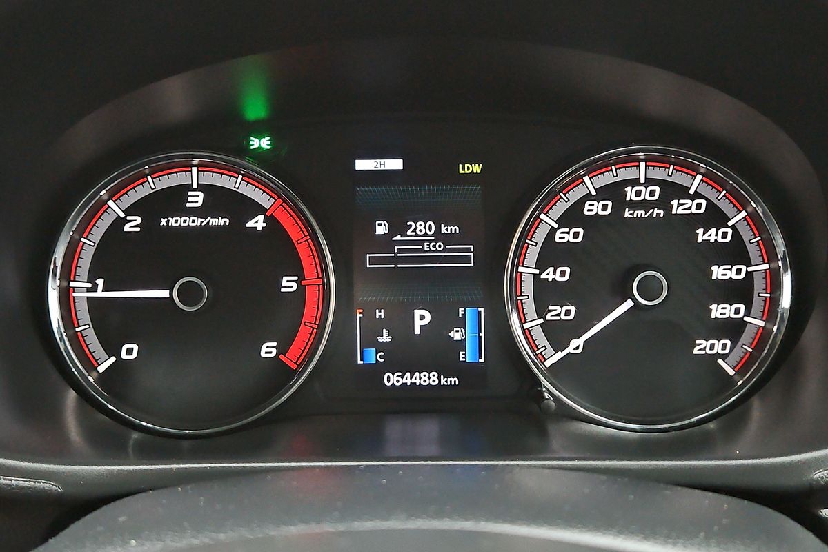 2022 Mitsubishi Triton GLX MR 4X4